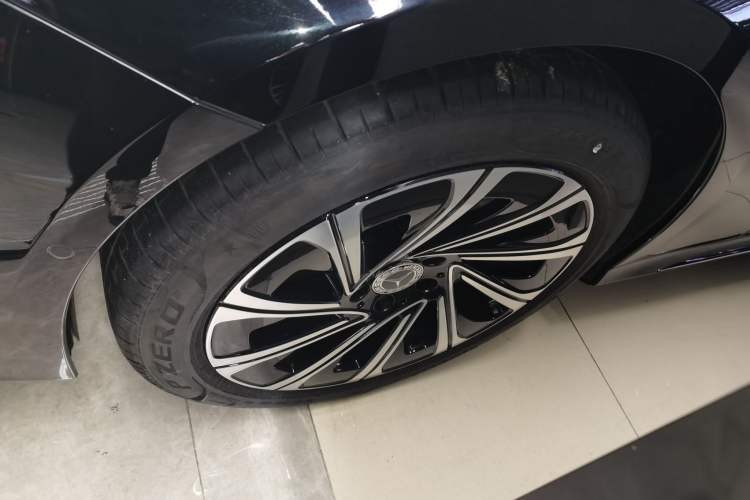 Used Mercedes-Benz E-Class 2023 Updated E 300 L Luxury Edition
