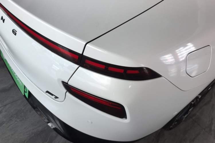 Used XPeng P7 2022 670N+ Exterior 3