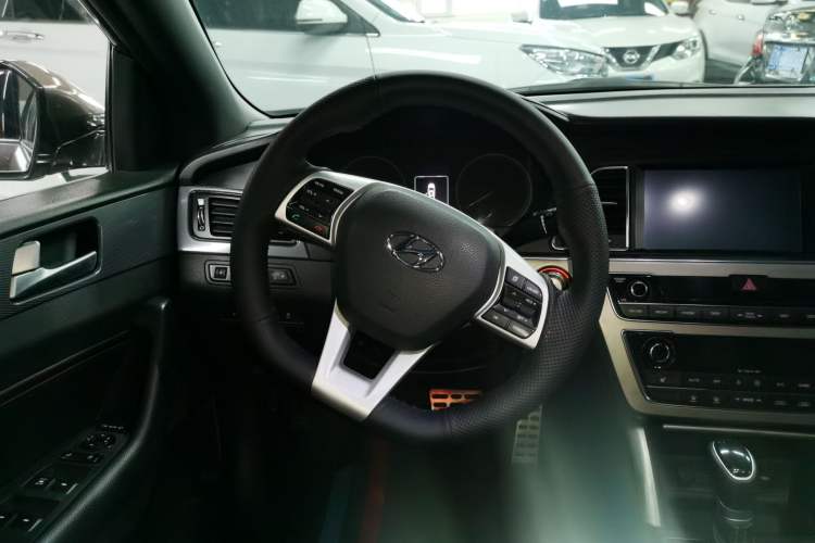 Used Hyundai Sonata 2015 1.6T GLS Smart Model
