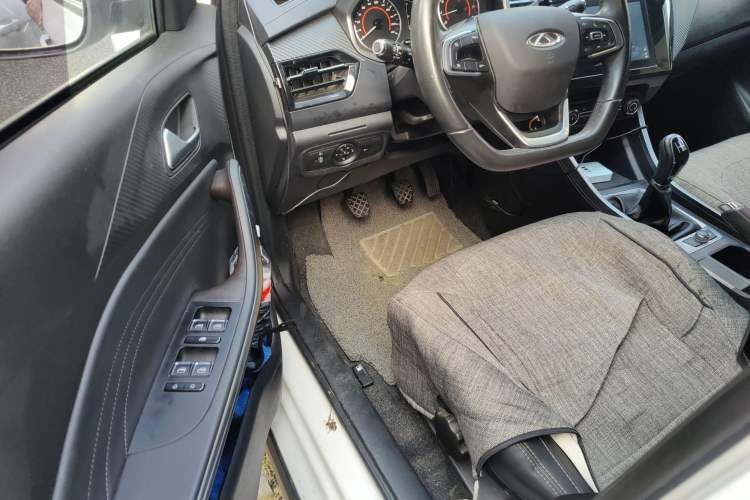 Used Chery Tiggo 3X 2021 PLUS 1.5L Manual "Pain-Free Red Date" Edition
