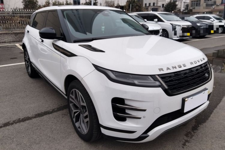 Used Land Rover Range Evoque 2024 Aurora L 249 PS Prestige Light-Chasing Edition
