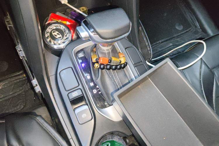 Used Hyundai Santa Fe 2017 2.0T Automatic All-Wheel Drive Smart 7-Seater