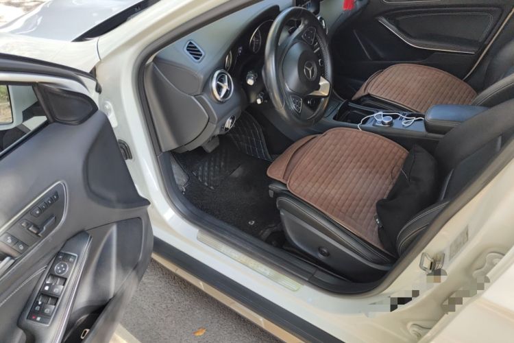 Used Mercedes-Benz GLA 2016 GLA 200 Fashion Model
