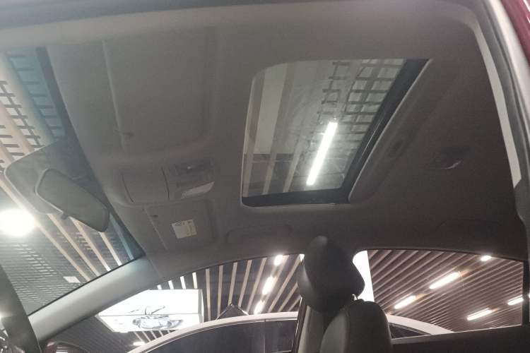 Used Hyundai Elantra (6th Generation / Lingdong) 2018 1.4T Dual-Clutch Xuan Dong · Dynamic Edition Headliner