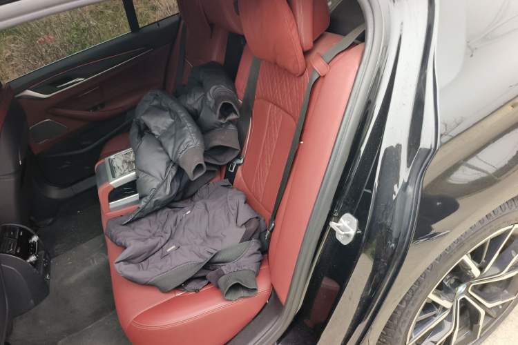 Used BMW 5 Series 2022 Restyled 530Li Luxury Edition M Sport Package
