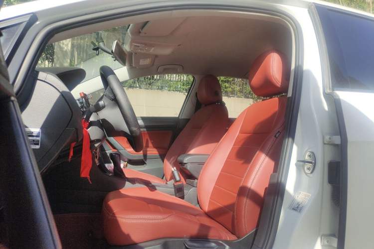 Used Volkswagen Golf 2015 1.6L Automatic Fashion Model