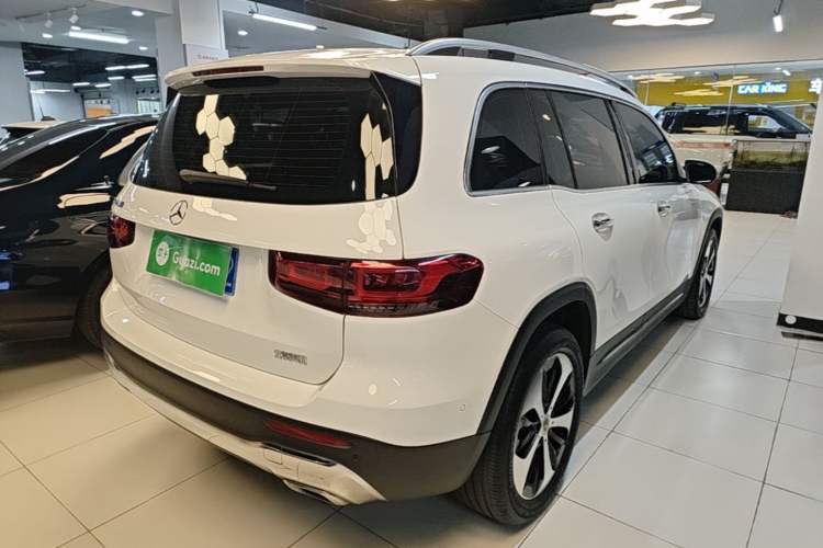 Used Mercedes-Benz GLB 2022 Updated GLB 200 Fashion Edition