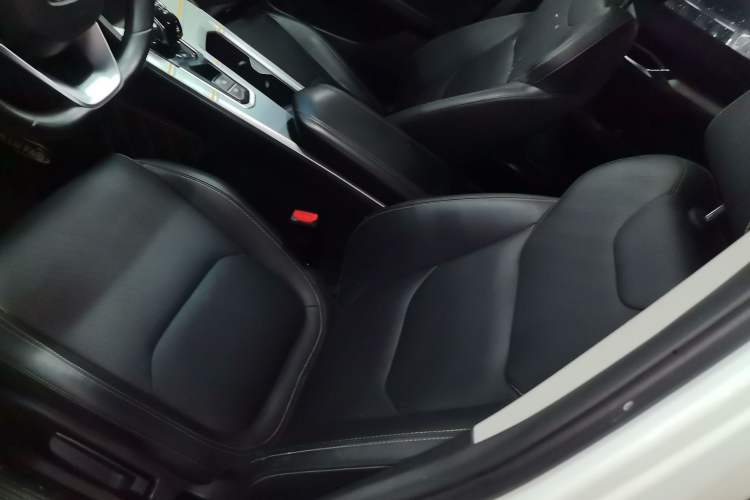 Used Geely Auto Emgrand L HiP 2024 Champion Edition 1.5TD-DHT Pro 100KM Superior Model Left Front Seat