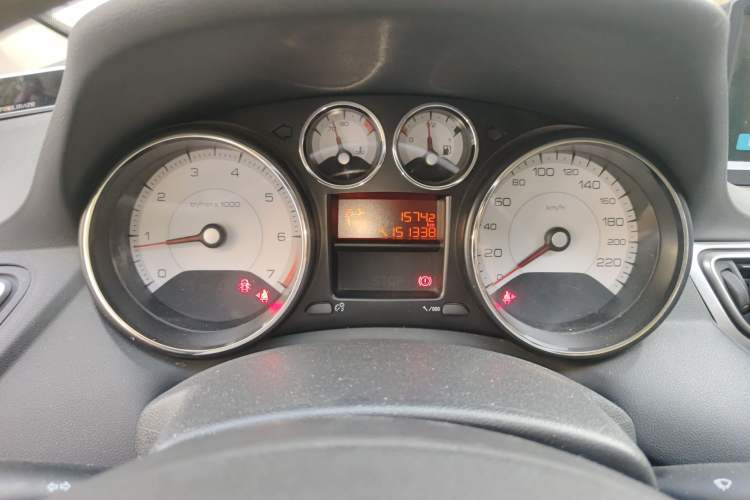 Used Peugeot 308 2014 Enjoy Edition Classic 1.6L Manual YouShang Model Instrument Cluster