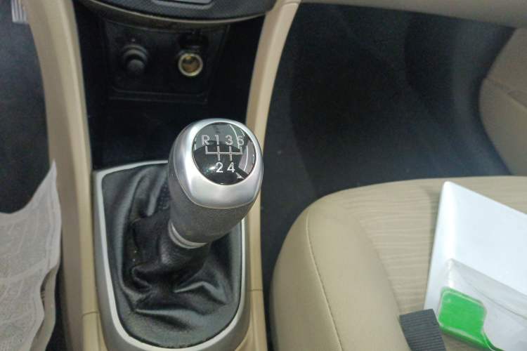 Used Hyundai Verna (older generation) 2014 1.4L Manual Smart GLS Trim
