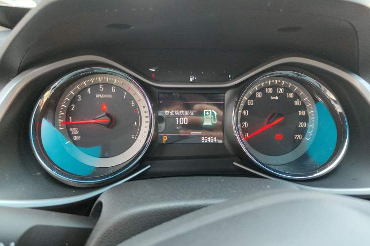 Used Chevrolet Orlando 2019 Redline 530T Automatic Enjoyment Version (5+2 Seating) China VI
