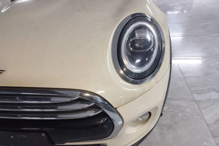 Used MINI MINI 2018 1.5T COOPER Artist