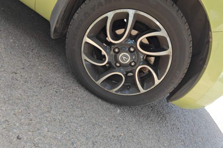 Used CHANGAN Benni 2015 1.4L IMT Prestige Model China V Standard Right Front Wheel Hub