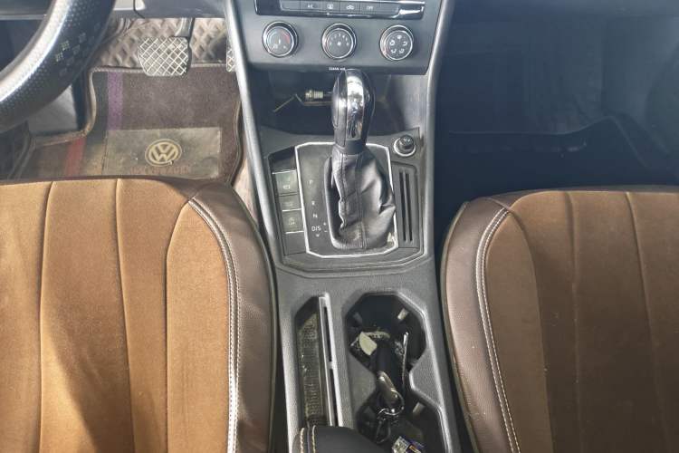 Used Volkswagen Lavida 2019 1.5L Automatic Comfort Edition China VI Standard