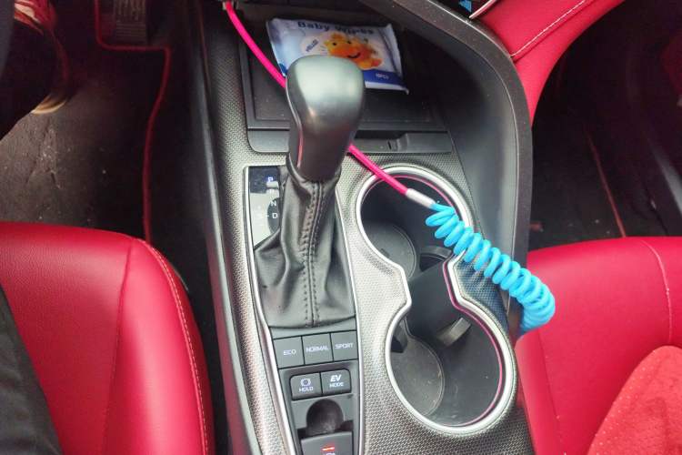 Used Toyota Camry 2021 Dual-Motor 2.5HS Fēngshàng Edition Gear Lever