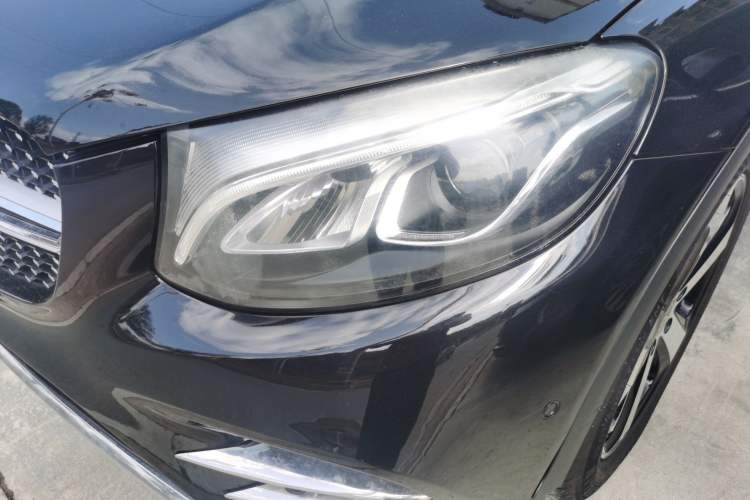 Used Mercedes-Benz GLC 2019 Facelift GLC 260 L 4MATIC Luxury Model