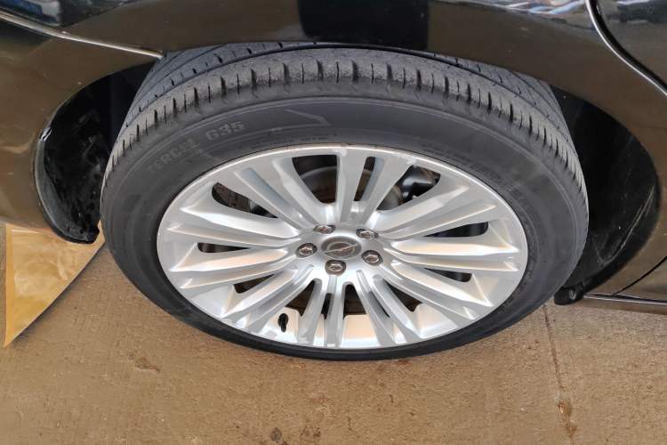 Used Chrysler 300C 2014 3.0L Excellence Edition
