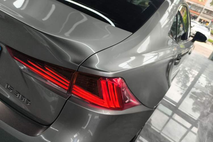 Used Lexus IS 2017 300 Leading Edition