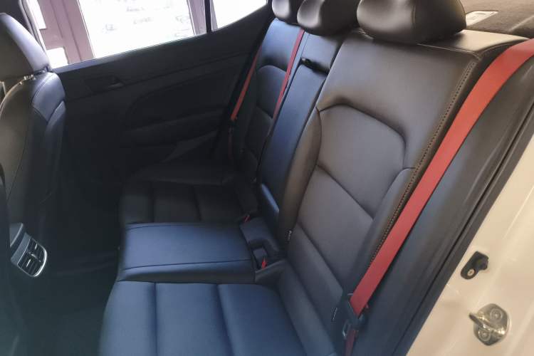 Used Hyundai Elantra (6th Generation / Lingdong) 2020 1.4T Dual-Clutch Xuan Dong · Dynamic Version Left Rear Seat