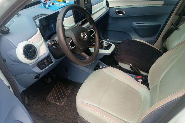 Used Dongfeng NAMMI BOX 2022 Chasing Wind Edition 351 km Advanced Model Left Front Seat