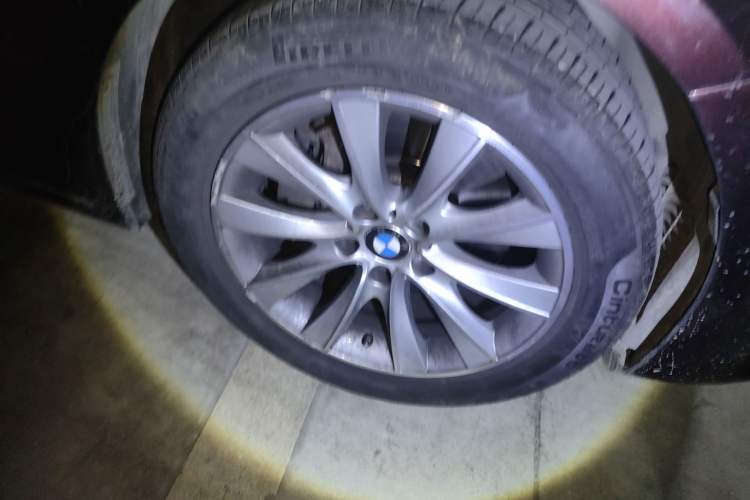 Used BMW 5 Series GT 2015 528i Leading Model