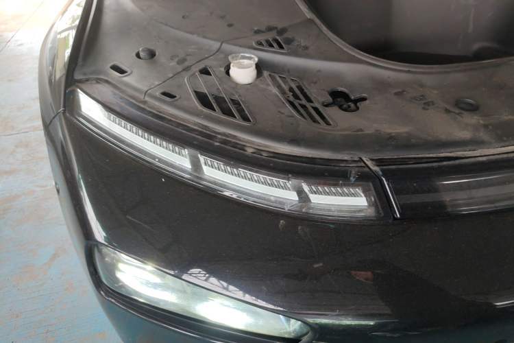 Used XPeng P7 2022 625E Right Front Headlight