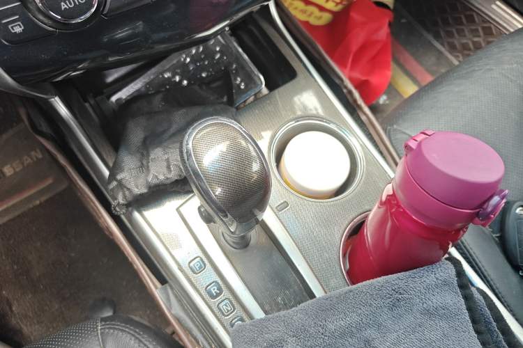 Used Nissan Teana 2014 2.0L XL Upper Tech Edition Gear Lever