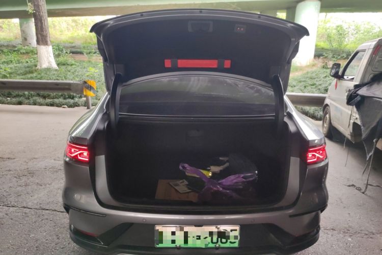 Used BYD Han 2023 DM-i Champion Edition 121KM Prestige Model
