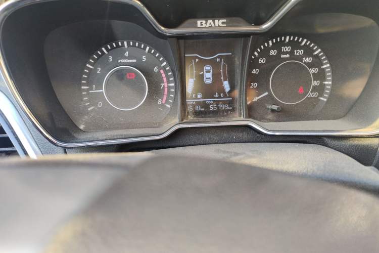 Used HYOSOW H3 2015 1.5L manual luxury version
