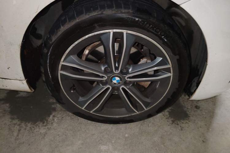 Used BMW 1 Series 2018 Facelifted 118i Sport Edition Exterior 1