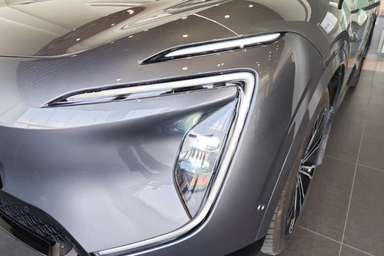 Used Avatr 07 2024 Ultra Range-Extended Four-Wheel Drive
