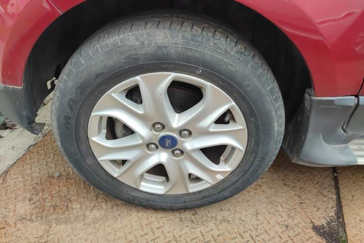 Used Ford EcoSport 2013 1.5L Automatic Fashion Model