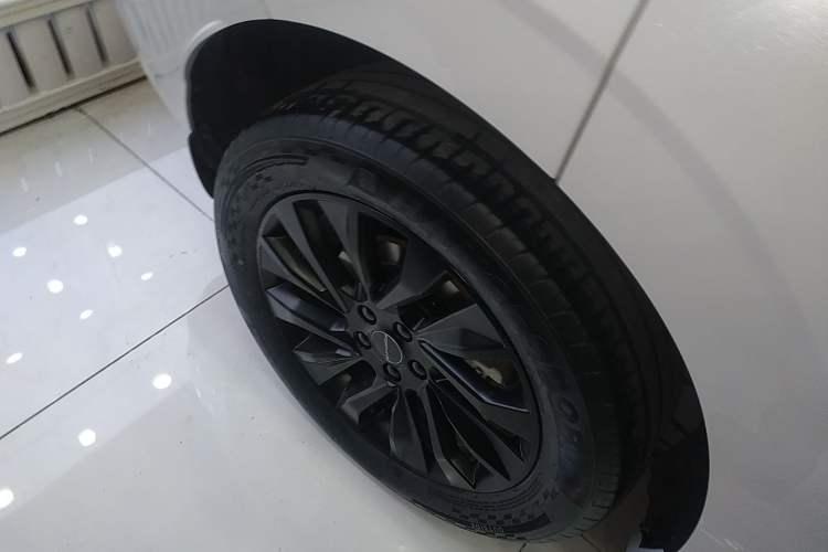 Used FORTHING T5 2022 Shengshi Version 1.5T Automatic - Yuanmeng Edition 5 Seats