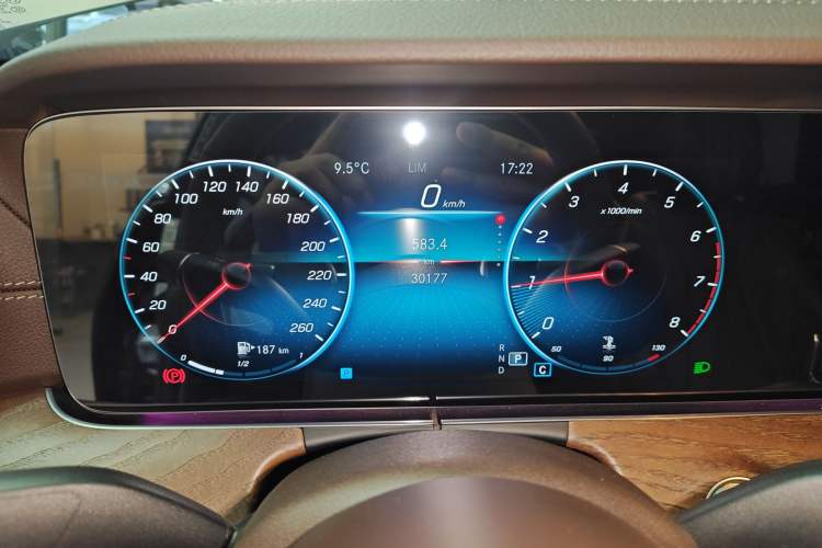 Used Mercedes-Benz E-Class 2022 Updated E 300 L Luxury Edition