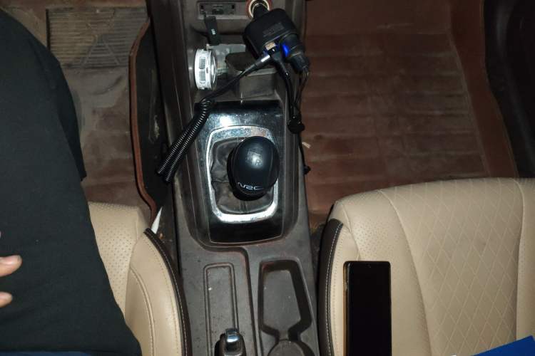 Used Baojun 310W 2017 1.5L Manual Luxury Edition China V Gear Lever