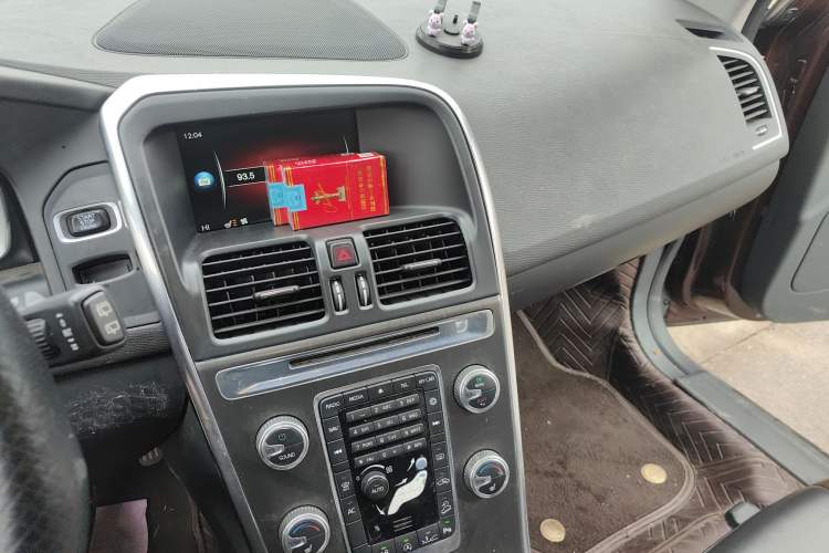 Used Volvo XC60 2015 T5 AWD Zhiyuan Edition
