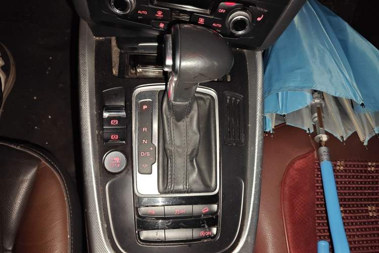 Used Audi Q5 2017 Plus 40 TFSI Technology Model