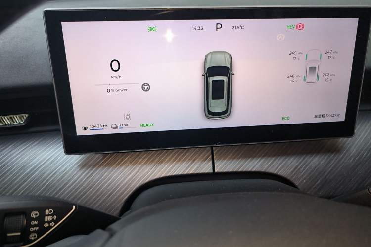 Used Chery Fengyun T9 2025 120 Long-Range Luxury Version 7 Seats Lithium Iron Phosphate