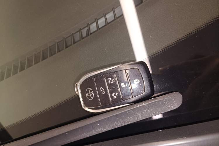 Used Toyota Previa 2012 2.4L 7-Seater Luxury Edition
