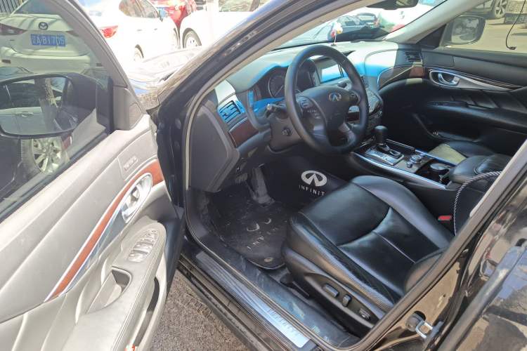 Used Infiniti Q70 2013 Q70L 2.5L Comfort Edition Driver Seat