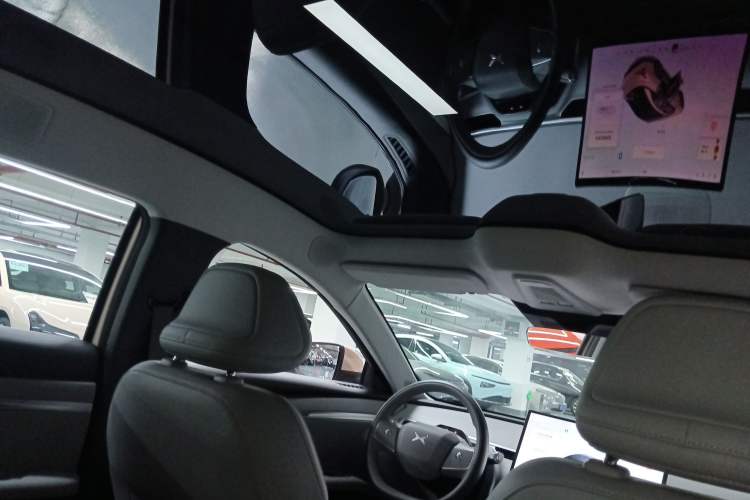 Used XPeng MONA M03 2024 620 with Ultra-Long Range
