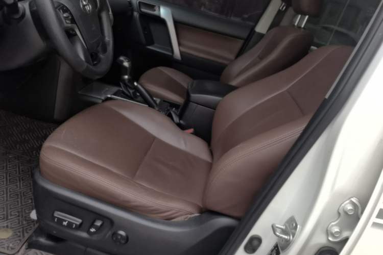 Used Toyota Prado 2018 2.7L Parallel Import
