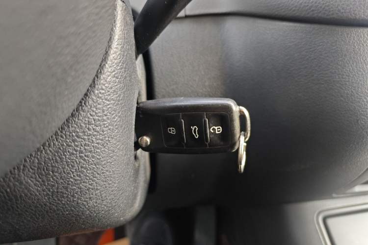 Used Volkswagen Tiguan L 2015 1.8TSI Automatic Two-Wheel Drive Comfort Edition
