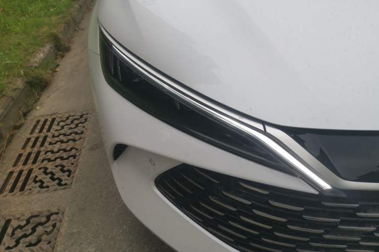 Used BYD Qin L 2025 DM-i Smart Drive 120KM Leading Model