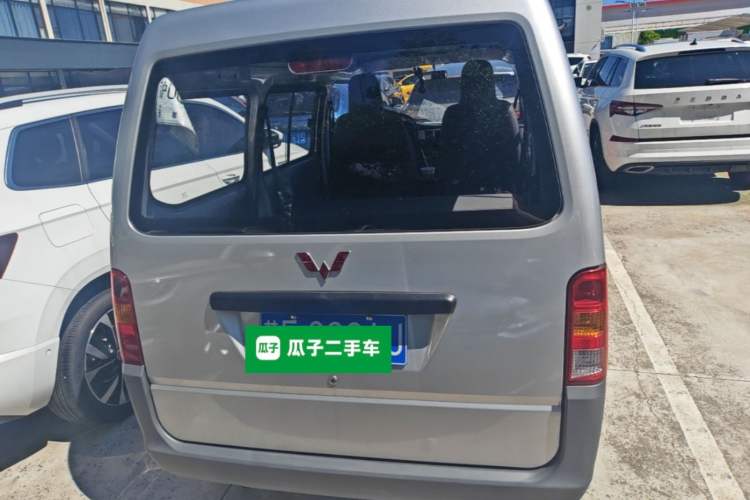 Used Wuling Zhiguang 2023 1.5L Practical Version 5/7 Seats
