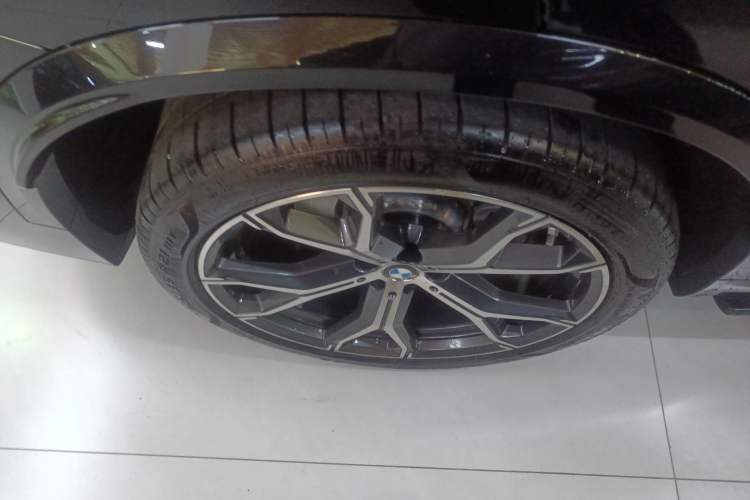 Used BMW X5 2022 Restyled xDrive 40Li M Sport Package
