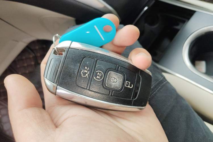 Used Lincoln MKC 2014 2.0T Four-Wheel Drive Luxury Edition Vehicle Key