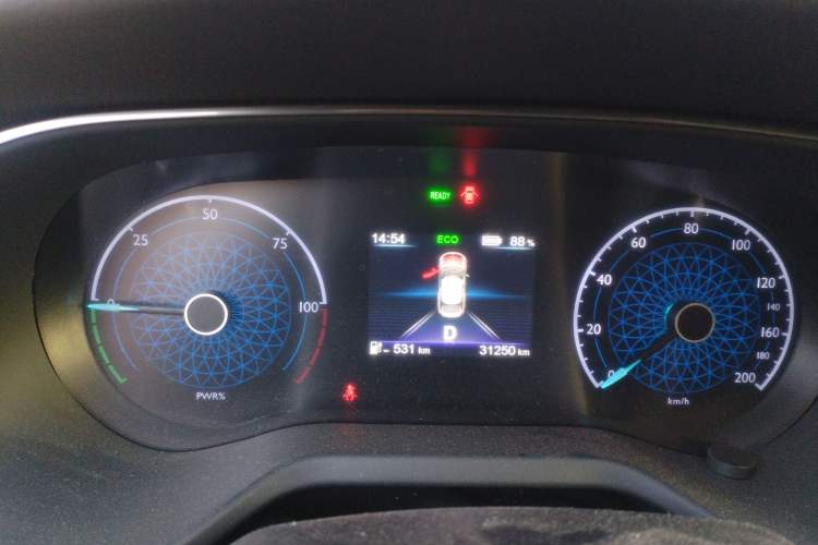 Used Hongqi E-QM5 2024 610 km PLUS
