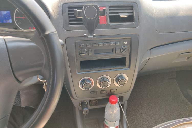 Used Chery Cowin 2 2012 1.5L Manual Comfort Edition Audio And AC Panel