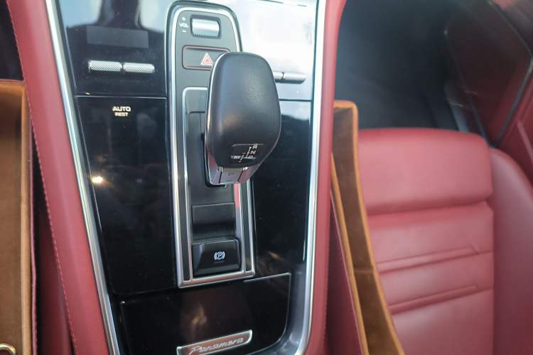 Used Porsche Panamera 2023 Panamera 2.9T Gear Lever